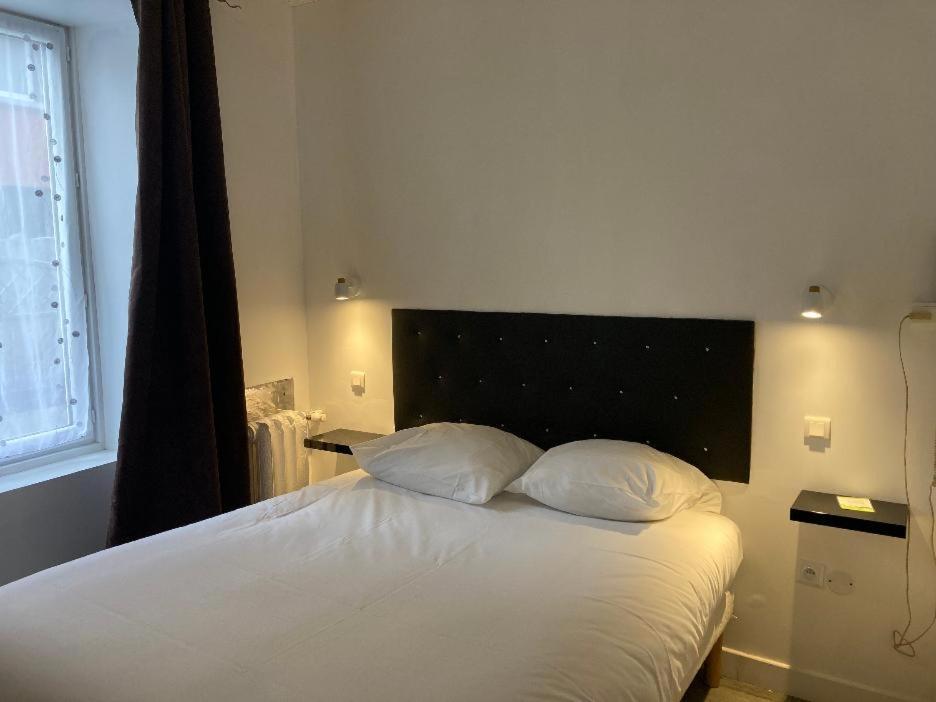 Hotel Aigle D'Or Thiers Exteriér fotografie